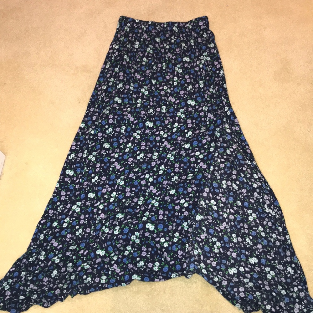 Hollister maxi skirt